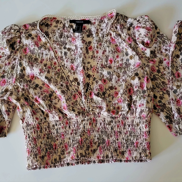 Forever 21 Floral Print Crop Top Sz. M - Picture 3 of 7